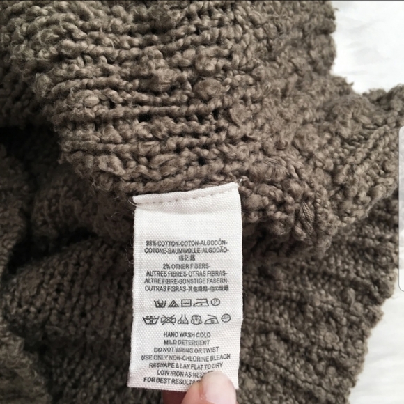 Free People Chunky Knit V-Neck Sweater - Picture 4 of 5